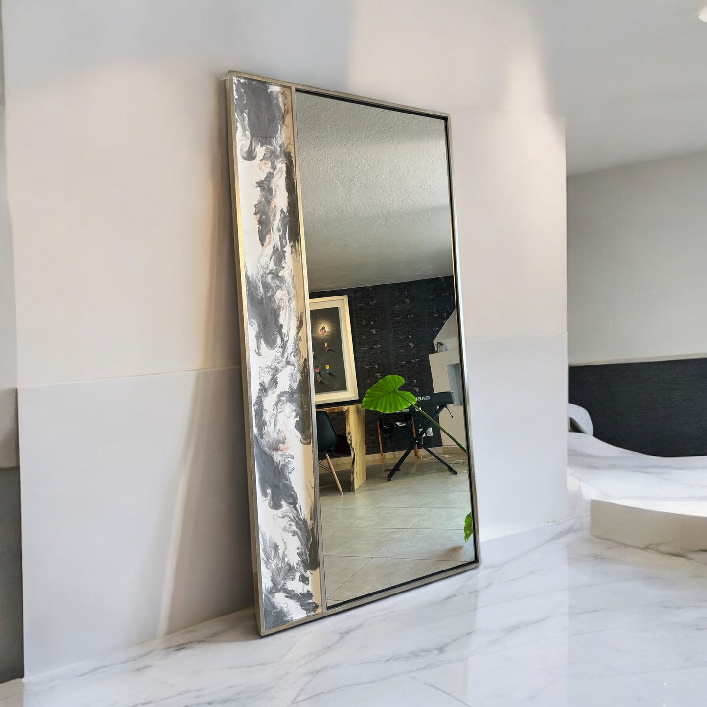 Espejo marmoleado blanco