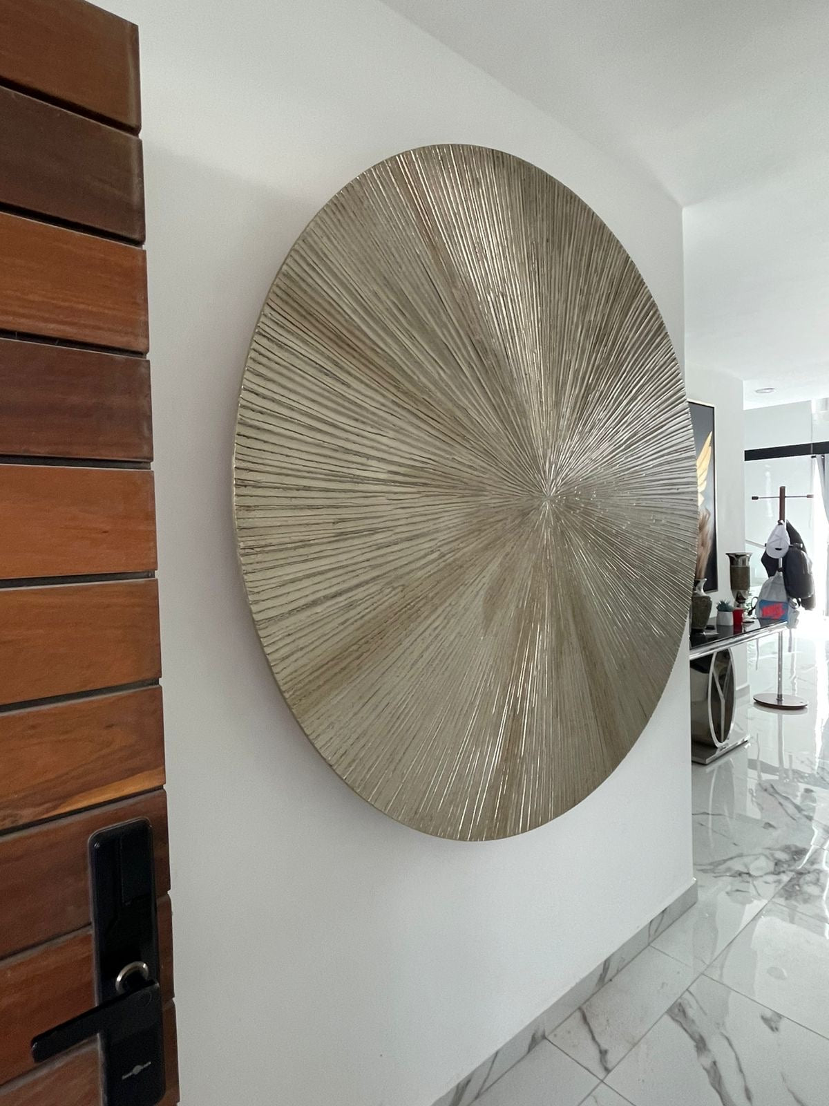 Estructura platinada eclipse luna