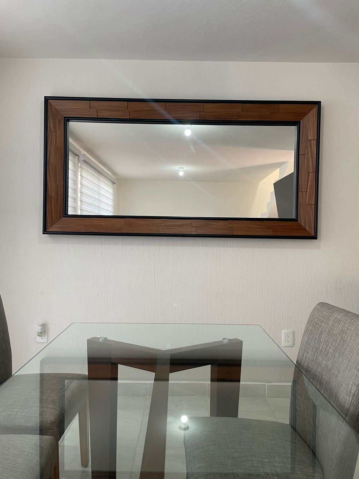 Espejo decorativo Escamas parota filo negro